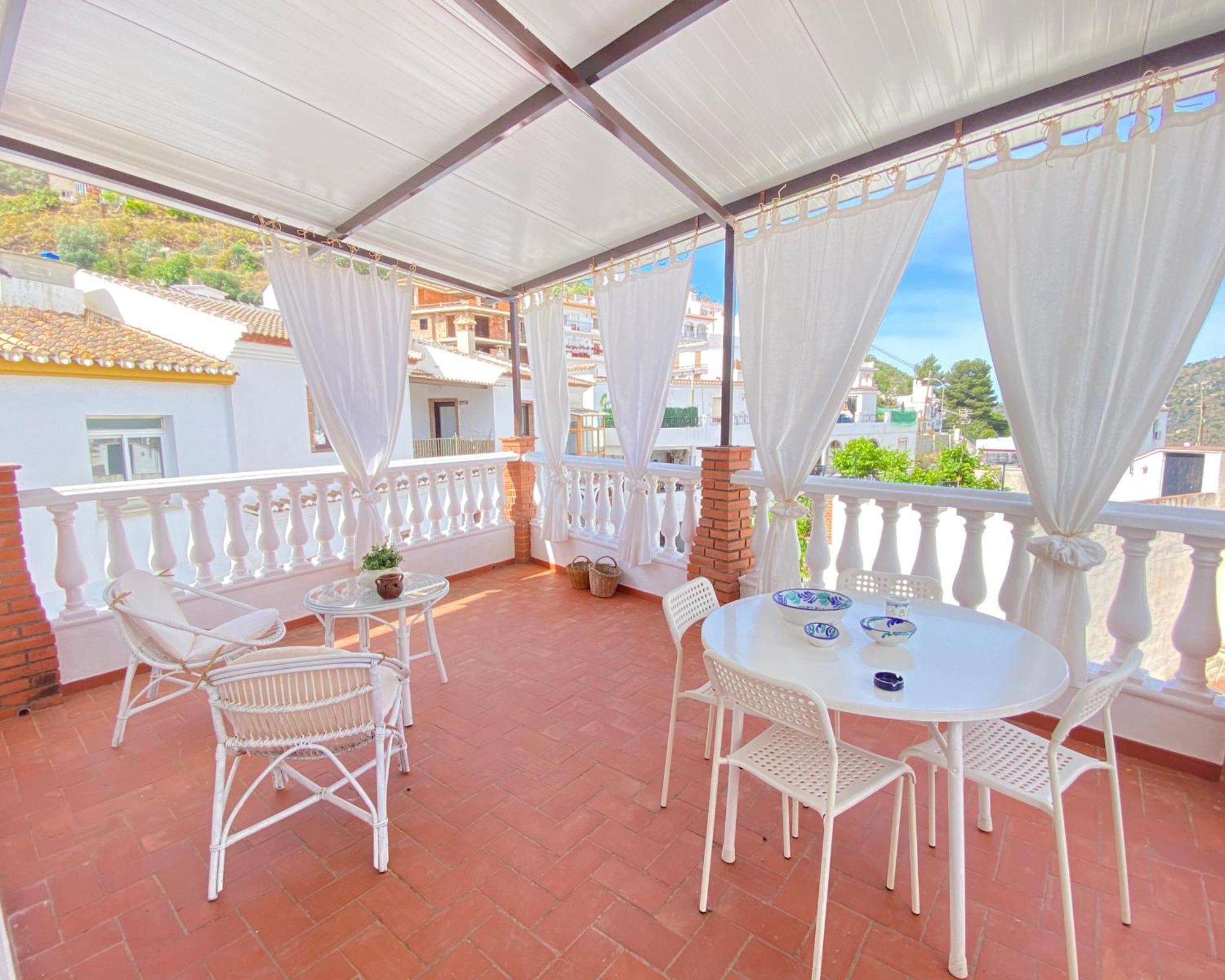 Casa Miguel - 3 Beautiful Apartments Availabe Sayalonga Exterior photo